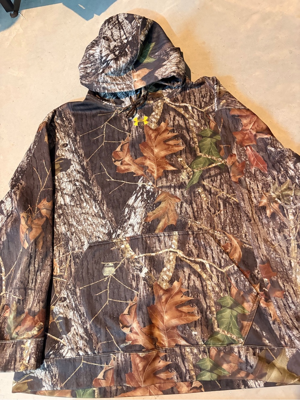 Under Armour Camo Hoodie XXL